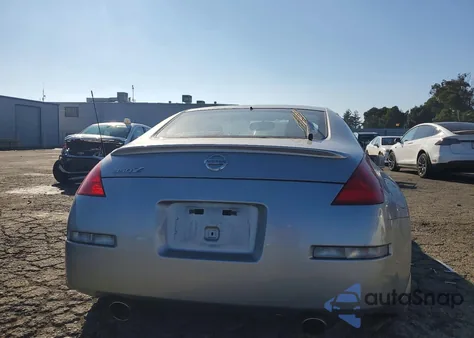 2003 Nissan 350Z Coupe z USA, uszkodzony, nr VIN JN1AZ34E53T020106